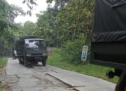 Jalan Raya Loji – Purwakarta Tepatnya di desa Kutalanggeng Karawang banyak yang Rusak