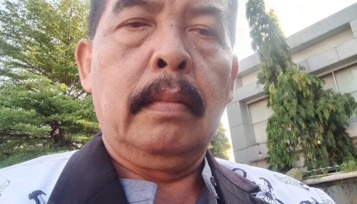 Diduga Oknum wartawan Teror beberapa kepsek di kabupaten Karawang