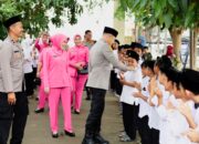 Kapolres Karawang Lakukan Kunjungan Ke Madrasah Miftahul Ulum, Yang Ternyata Dikelola Anggota Polri