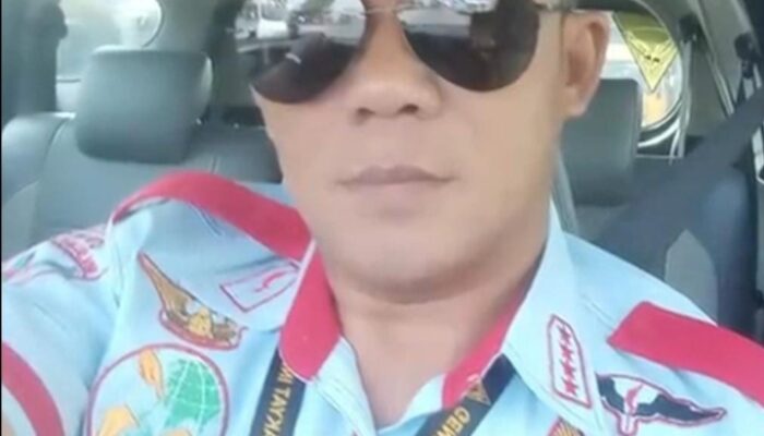 Ketua Umum LSM GPRI Karawang Kecam Dugaan Pelecehan terhadap Suku Sunda Post on 27 Februari 2025 by Taupik