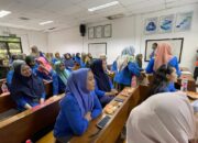Satlantas Polres Karawang Sosialisasi Safety Riding Kepada Karyawati PT. Chang Shin