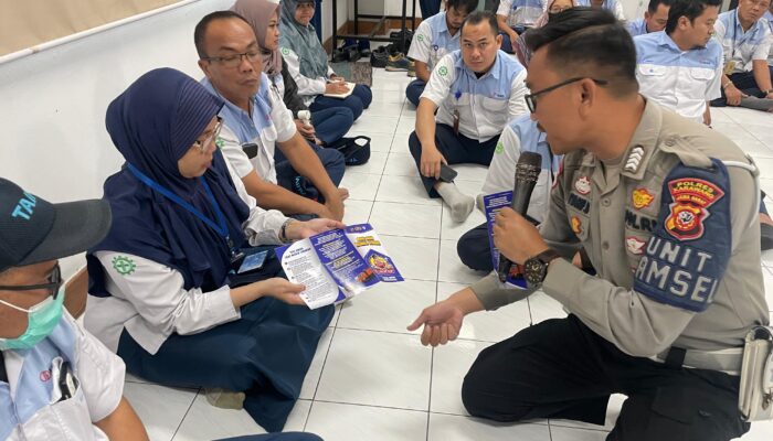 Satlantas Polres Karawang Gaungkan Sosialisasi Layanan Hotline Mudik Polri 110
