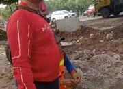 Diduga Proyek Siluman Pemasangan Saluran Air Jalur Masuk Tol Karawang Timur