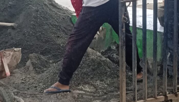 Pekerjaan Paving block SDN 01 Sindang Mulya Bekasi Di Duga Asal Jadi