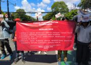 Aksi Kelompok Poros Muda Minta Keadilan KPU Menuntut Usut Tuntas Kaslian Inazah Jokowi