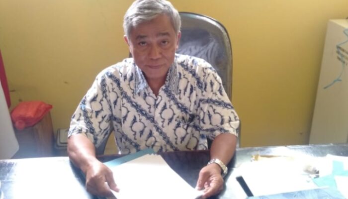 Klarifikasi Pihak Kepala SMPN 2 Kotabaru Karawang tidak Ada Pungutan Liar