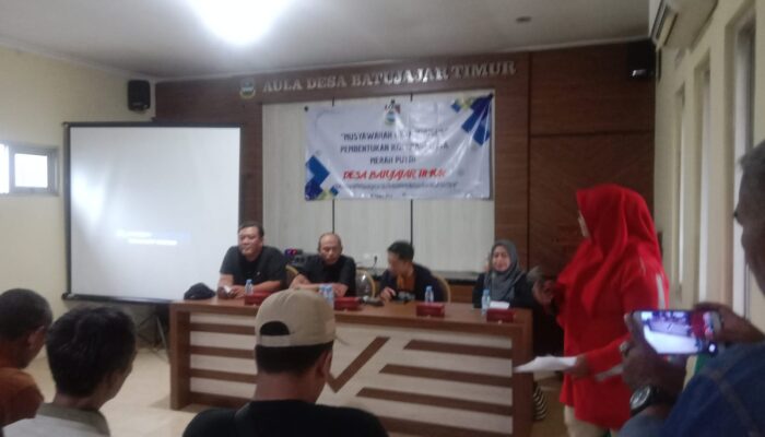 Musyawarah Desa Khusus pembentukan Koperasi Merah Putih digelar di Desa Batujajar Timur