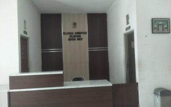 Diduga Oknum Istri RT 01 RW 18 Adiarsa Barat Karawang Hendak gelapkan Bansos dan Bantuan Beras 10 Kg