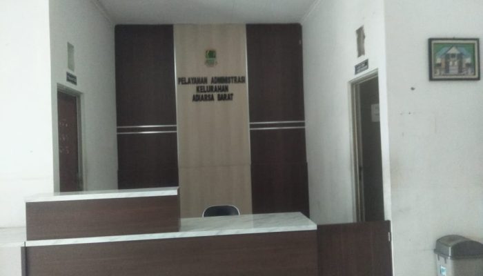 Diduga Oknum Istri RT 01 RW 18 Adiarsa Barat Karawang Hendak gelapkan Bansos dan Bantuan Beras 10 Kg