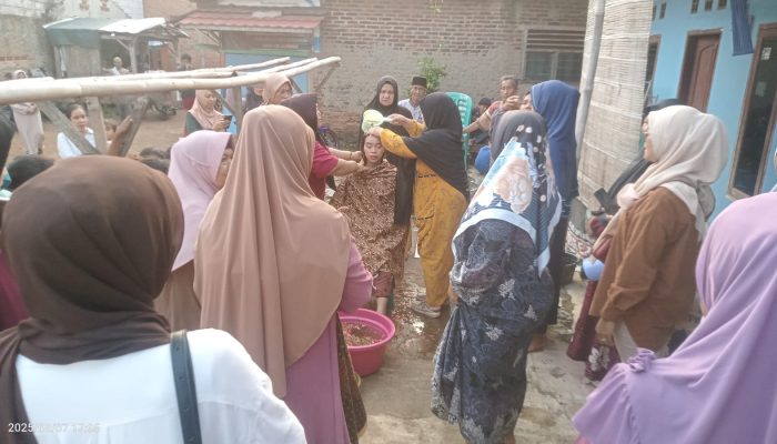 Keluarga Nanda Binti Nano Sukarno di Klari Karawang Gelar Syukuran Kehamilan 7 Bulan
