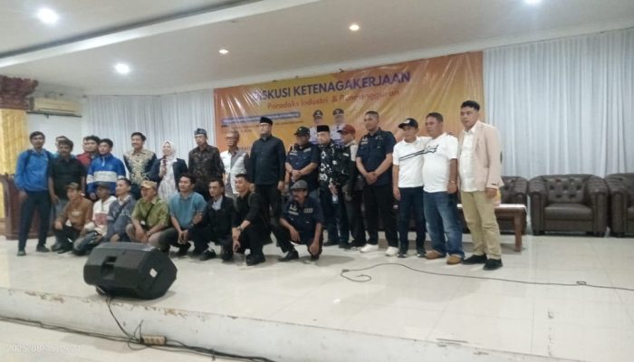 Diskusi Ketenagakerjaan: Paradoks Industri dan Pengangguran di Karawang