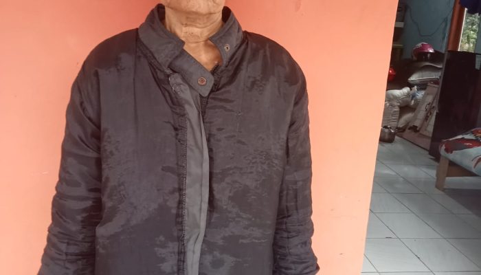 Pemerintah tutup mata Semi janda Lansia 68 tahun dari desa Cikuntul Karawang Belum Tersentuh Bantuan