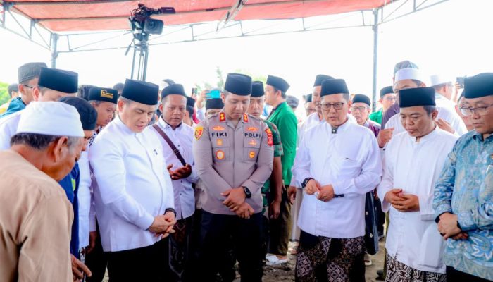 Wamenag RI Lakukan Peletakan Batu Pertama Masjid Raya Arridho di Karawang, Polres Karawang Pastikan Pengamanan Kondusif