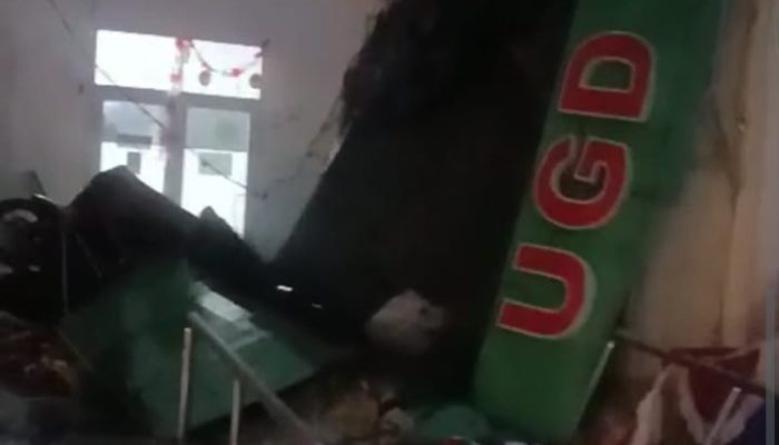 Gempa Magnitudo 4,9 Guncang Bekasi, Terasa Hingga Karawang – Puting Beliung Rusak UGD Puskesmas Purwasari.