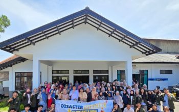 Desa Cikole Bandung Barat Evaluasi Mitigasi Bencana Alam Bekerjasama dengan Fakultas Kedokteran Jendral Ahmad Yani