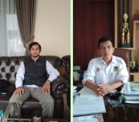 Kepala desa Cikole Drs. H. Tajudin M.Ag didampingi Sekdes Agung Giri Purnama Klarifikasi  mark up anggaran APBDes tahun anggaran 2024 dan 2025 