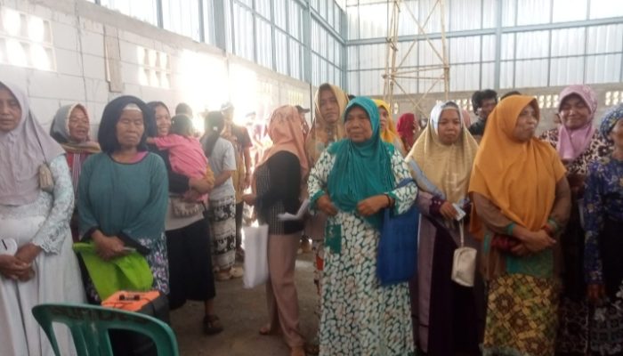 346 KPM desa Pasirjaya Karawang terima Bantuan Langsung Tunai Kesejahteraan Rakyat sebesar Rp 900.000,