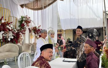 Akad Nikah Agus Sofyan Sauri dan Sumiati Digelar di Klari