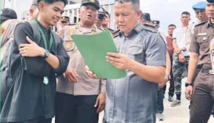 HMI Pelalawan Kepung Kejari, Ultimatum 3×24 Jam: Tetapkan Tersangka Korupsi Pupuk Subsidi Rp 34 Miliar 