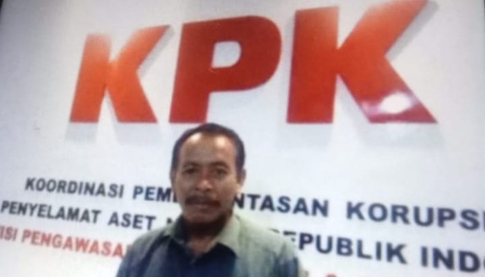 Diduga SMP Negeri 1 Margaasih Kabupaten Bandung Menjual Seragam Dengan Mematok Harga Rp 975.000,Persiswa