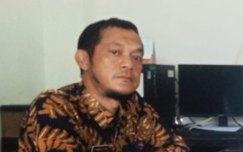 Camat Karawang Barat Imbau Warga Jaga Kebersihan Kali Pembuang dari KW 6 hingga Buher