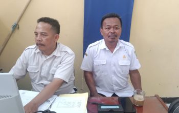 Masyarakat Merasa Puas Pelayanan KK Dan KTP di Kecamatan Cilamaya Kulon Karawang