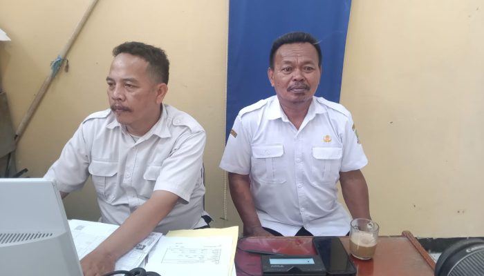 Masyarakat Merasa Puas Pelayanan KK Dan KTP di Kecamatan Cilamaya Kulon Karawang