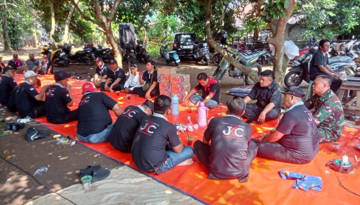 Halal Bihalal Keluarga Besar Jajaran Komunikasi Cengkong Karawang