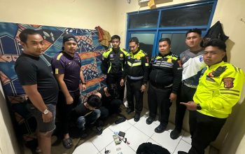 Berawal dari Razia Helm, Satlantas Polres Karawang Ringkus Pengedar Sabu di Bundaran Ciplaz