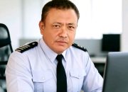 CERPEN Kisah Duda Yang Hidupnya Kembali Berwarna,Bersama Rembulan Desa, Siap Membelah Durian.