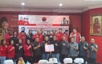 Menjaga Nadi Demokrasi dari Meja Administrasi: Ikhtiar Bawaslu Karawang Rapikan Data Partai
