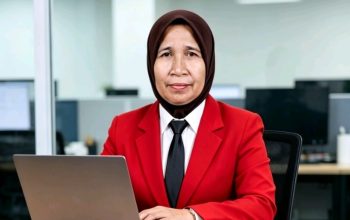 CERPEN. MARIA DI KENAL SEBAGAI JURNALIS YANG KRITIS DAN TAK KENAL TAKUT.