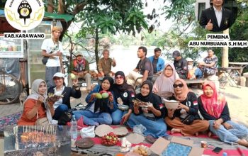 Relawan KDM Karawang Gelar Makan Sate Bersama di Kafe Kang Edi di Perum Bintang Alam
