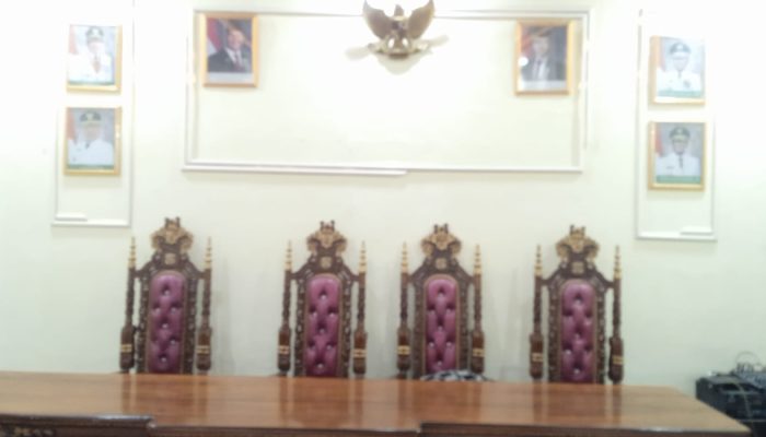 Ruang pelayanan Desa Pasirawi Karawang tertata Rapih dan Bersih”