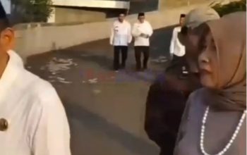Protes di Tengah Pelantikan Pejabat Karawang, Deden Kamil Jadi Sorotan: RSUD Sebut Profesional, Publik Menunggu Klarifikasi