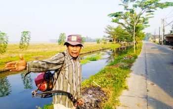 Ketua RT 07 Dusun Cilempuk Desa Purwamekar Karawang berharap adanya kesadaran warga menjaga K 3.